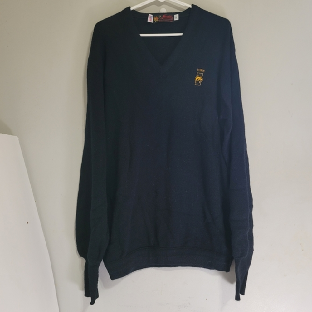 Vintage Iowa Hawkeyes Block I Sweater Univeristy Size XL made in‎ USA 70s 80s.